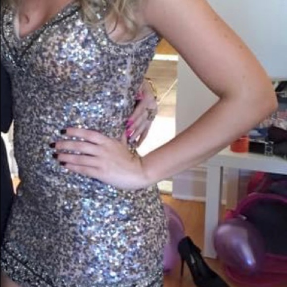 JOVANI - Picture 10 of 11